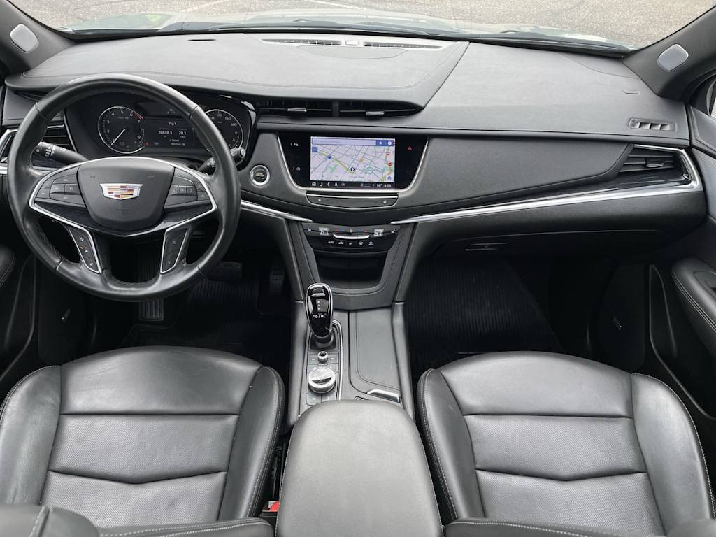 Thumbnail: 2024 Cadillac XT5 - 8