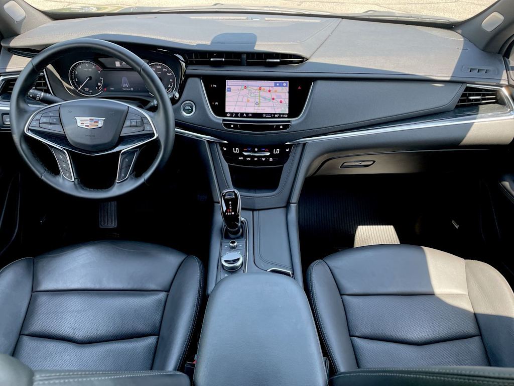 Thumbnail: 2025 Cadillac XT5 - 8