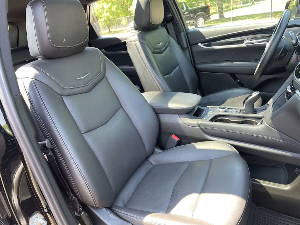 Thumbnail: 2025 Cadillac XT5 - 10