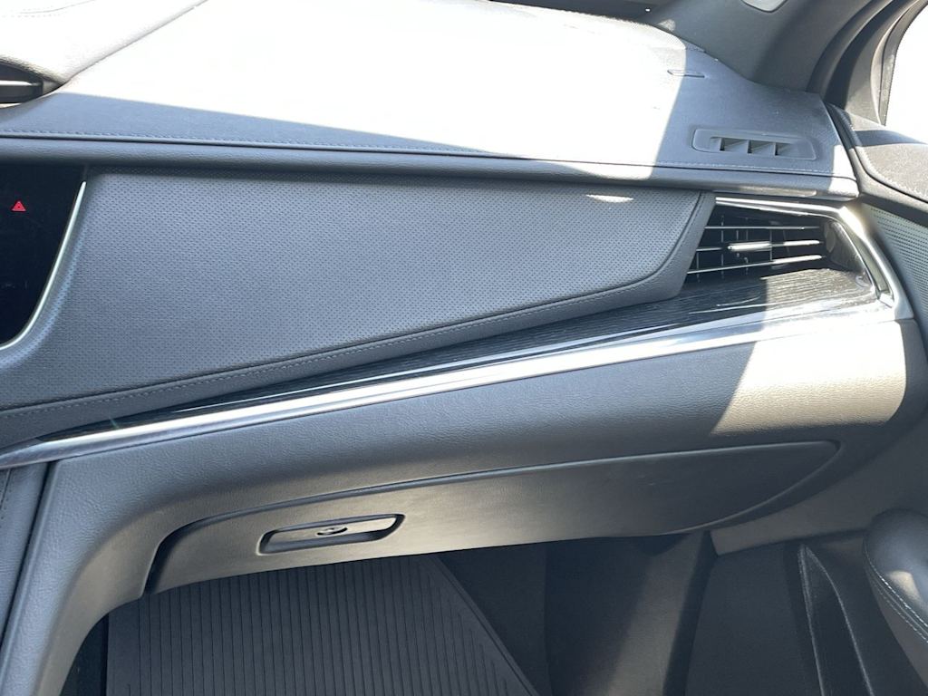 Thumbnail: 2025 Cadillac XT5 - 25
