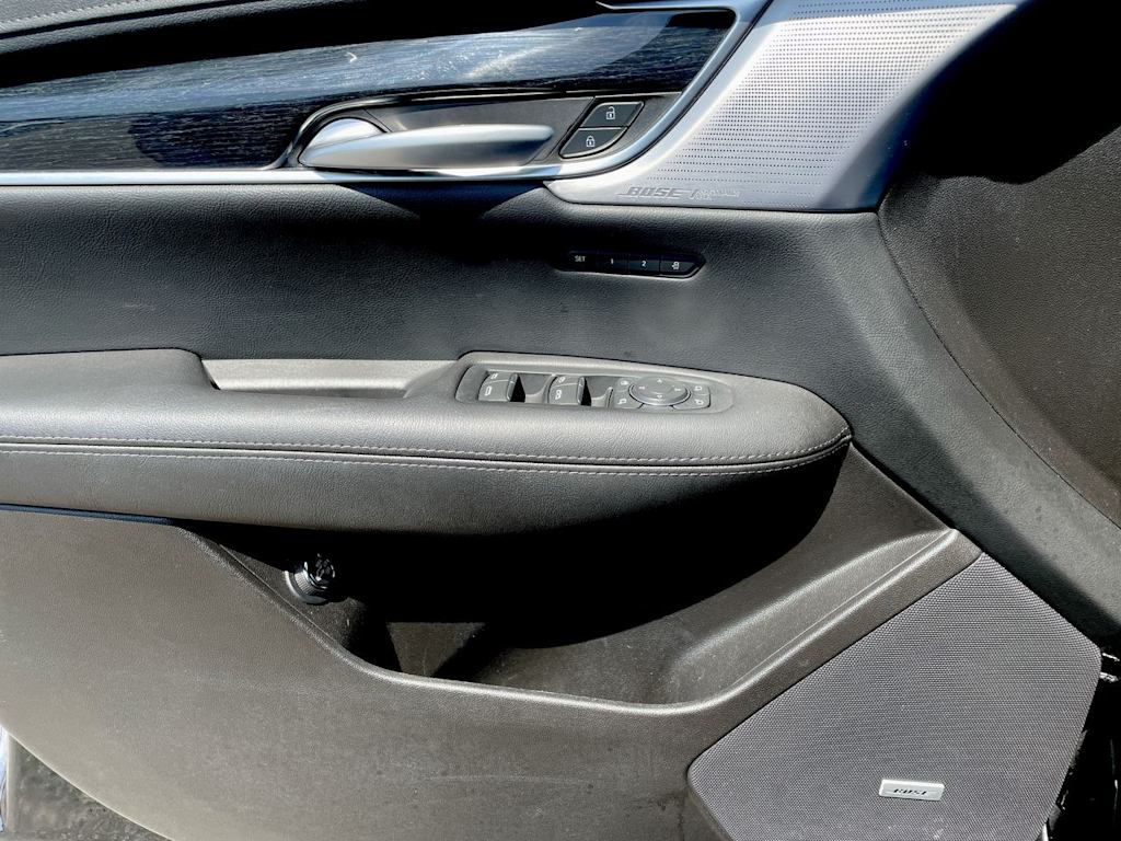Thumbnail: 2025 Cadillac XT5 - 38