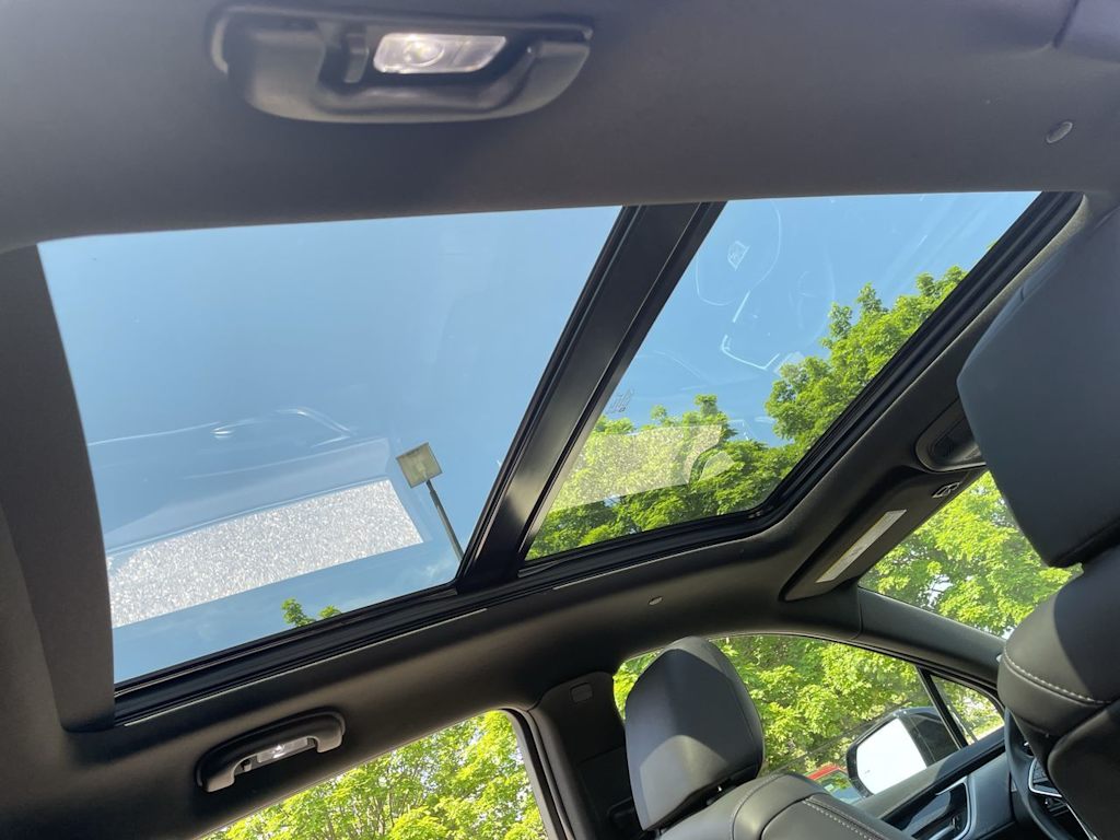 Thumbnail: 2025 Cadillac XT5 - 29