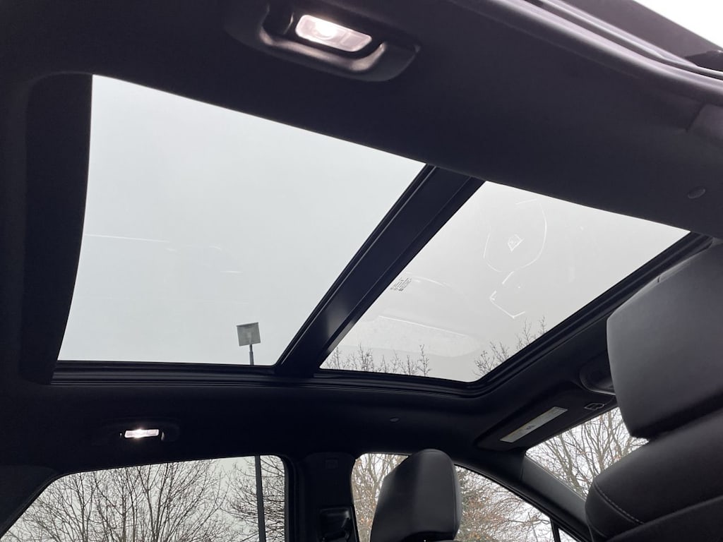 Thumbnail: 2023 Cadillac XT5 - 29