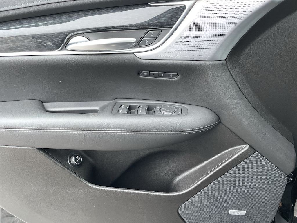 Thumbnail: 2023 Cadillac XT5 - 38