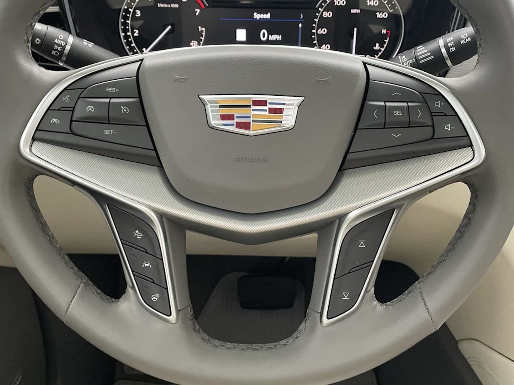 Thumbnail: 2025 Cadillac XT5 - 24