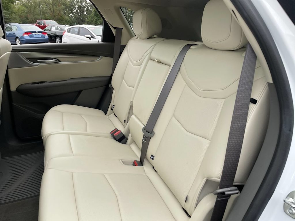 Thumbnail: 2025 Cadillac XT5 - 27