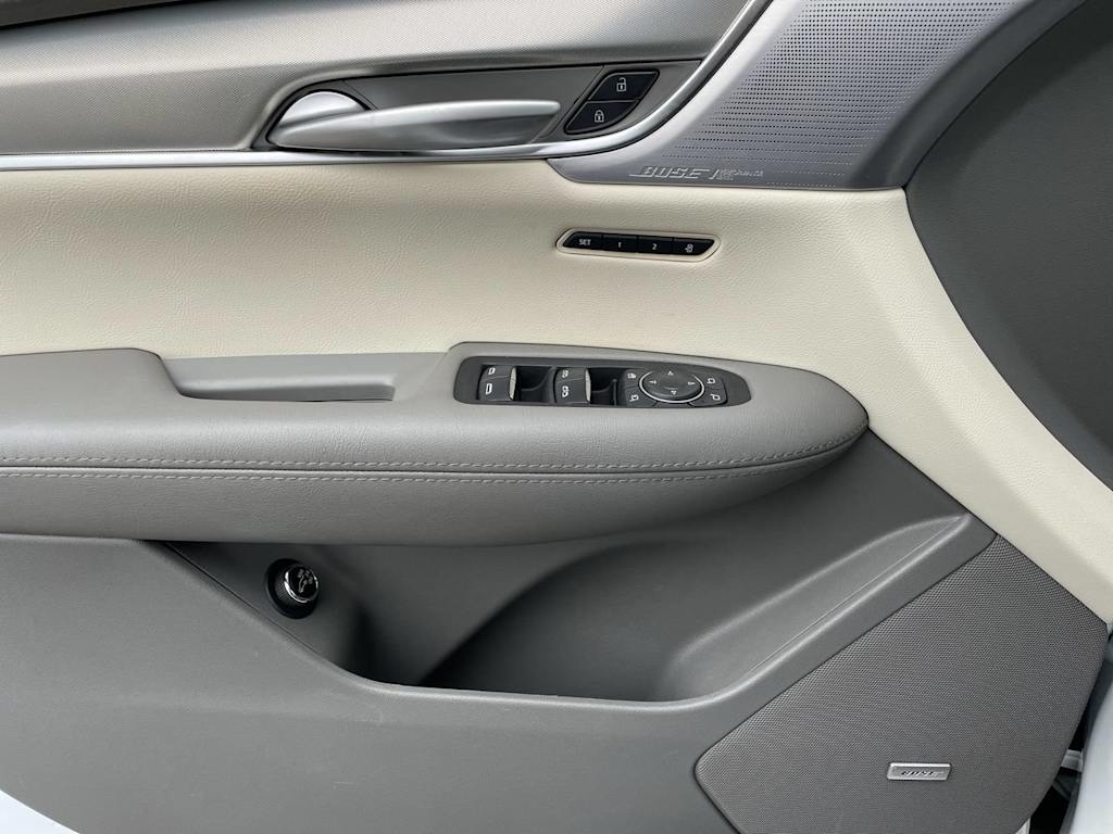 Thumbnail: 2025 Cadillac XT5 - 38