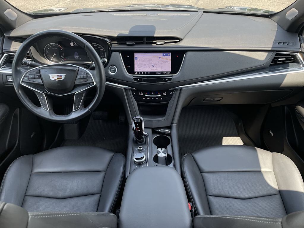 Thumbnail: 2024 Cadillac XT5 - 8