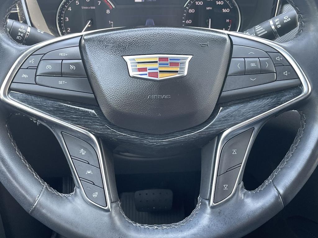 Thumbnail: 2024 Cadillac XT5 - 23