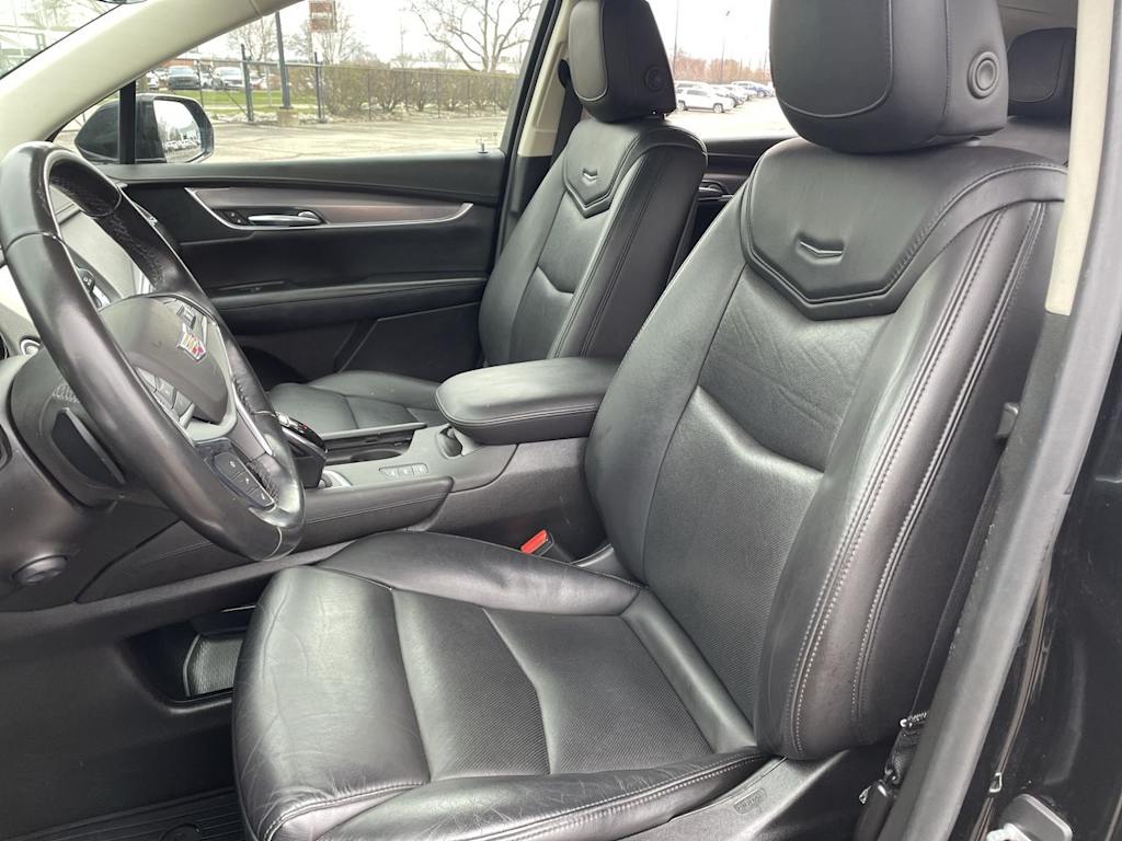 Thumbnail: 2019 Cadillac XT5 - 11