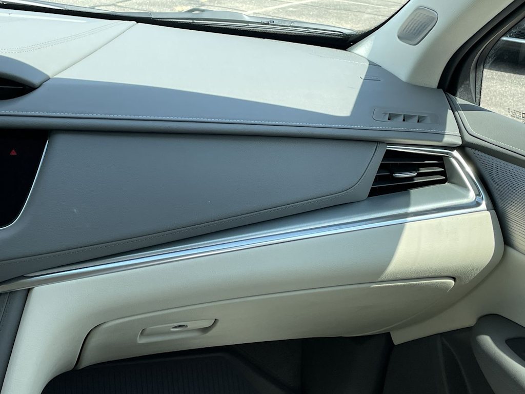 Thumbnail: 2021 Cadillac XT5 - 24