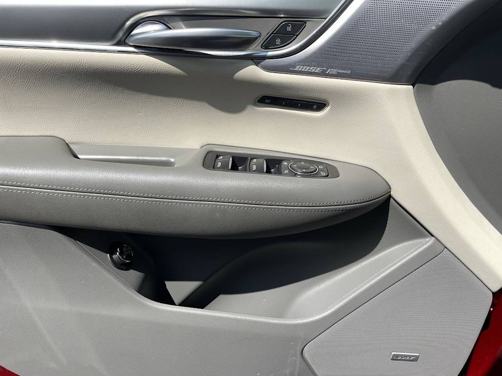 Thumbnail: 2021 Cadillac XT5 - 36