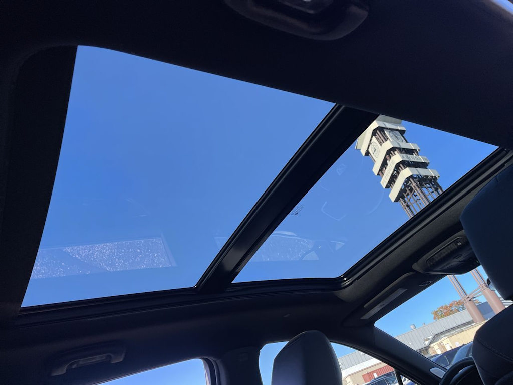 Thumbnail: 2024 Cadillac XT5 - 29