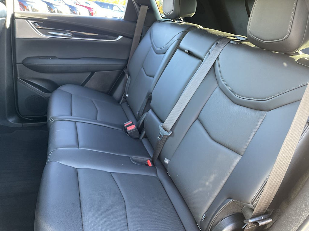 Thumbnail: 2024 Cadillac XT5 - 27