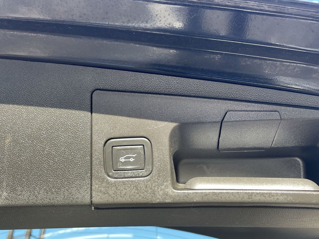 Thumbnail: 2024 Cadillac XT5 - 26