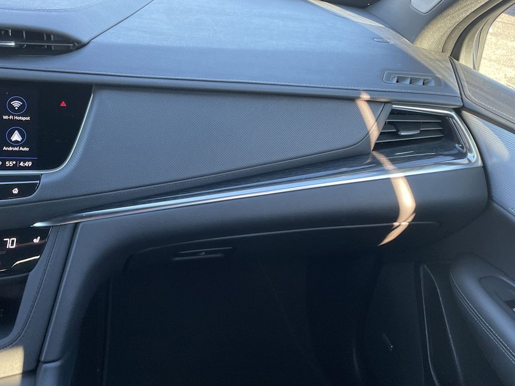 Thumbnail: 2024 Cadillac XT5 - 25