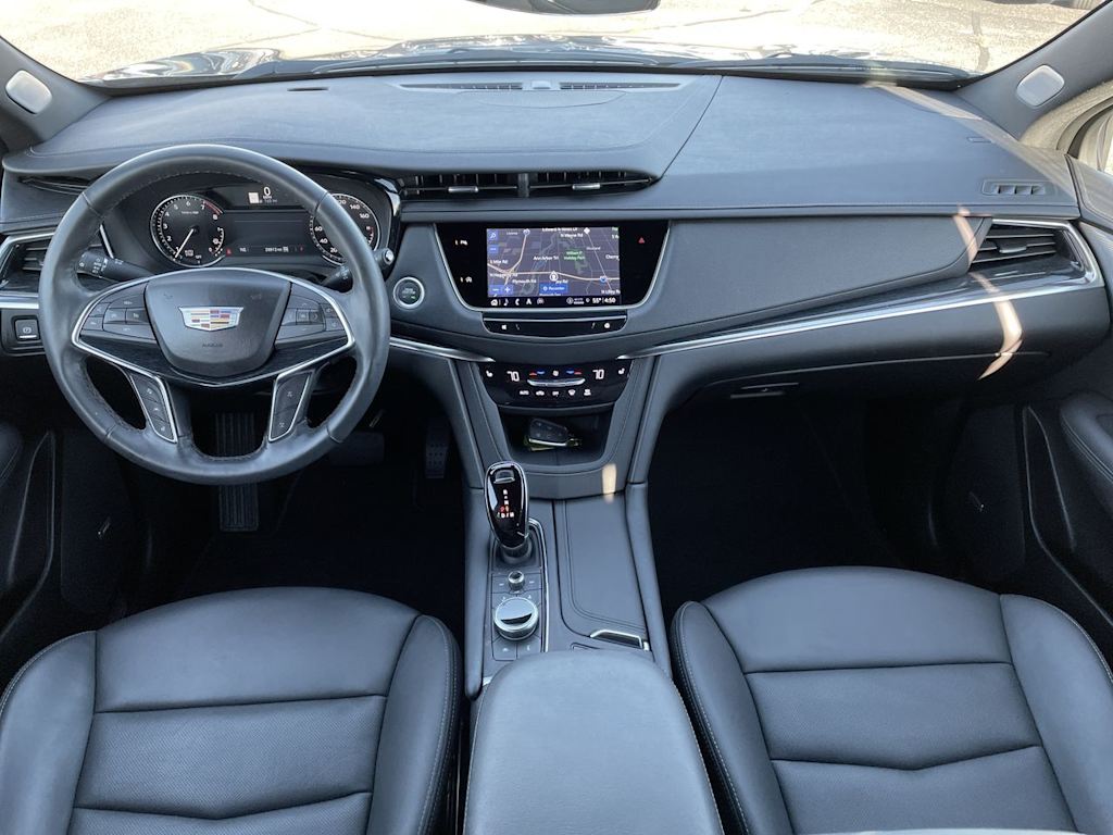 Thumbnail: 2024 Cadillac XT5 - 8