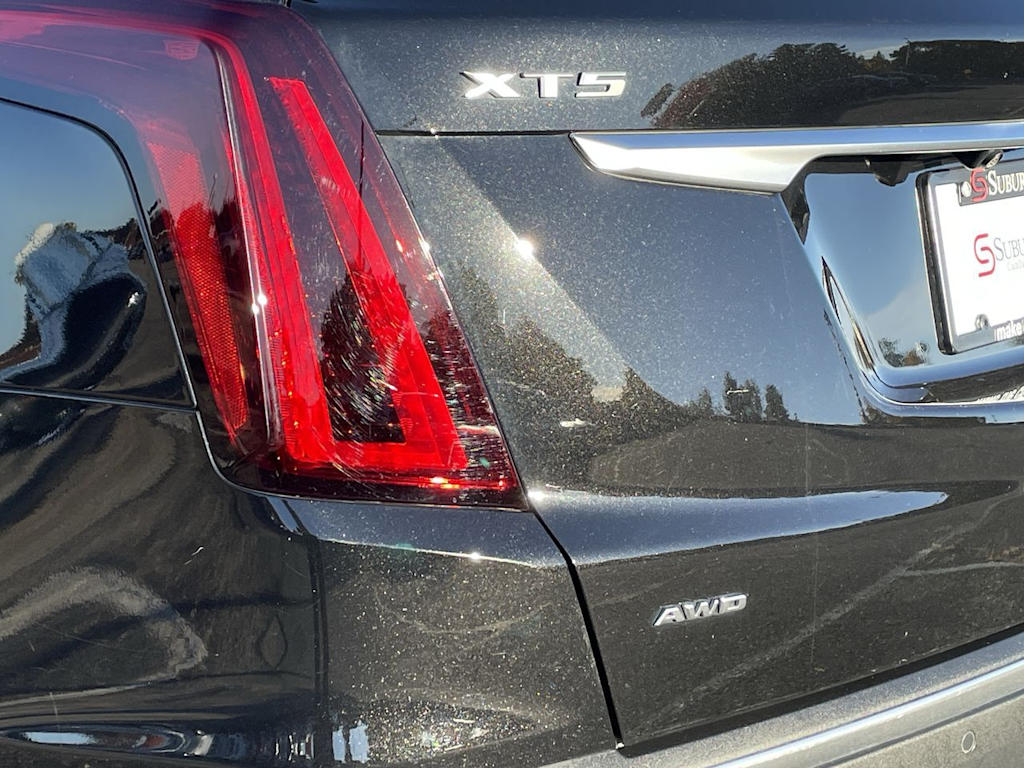 Thumbnail: 2024 Cadillac XT5 - 40