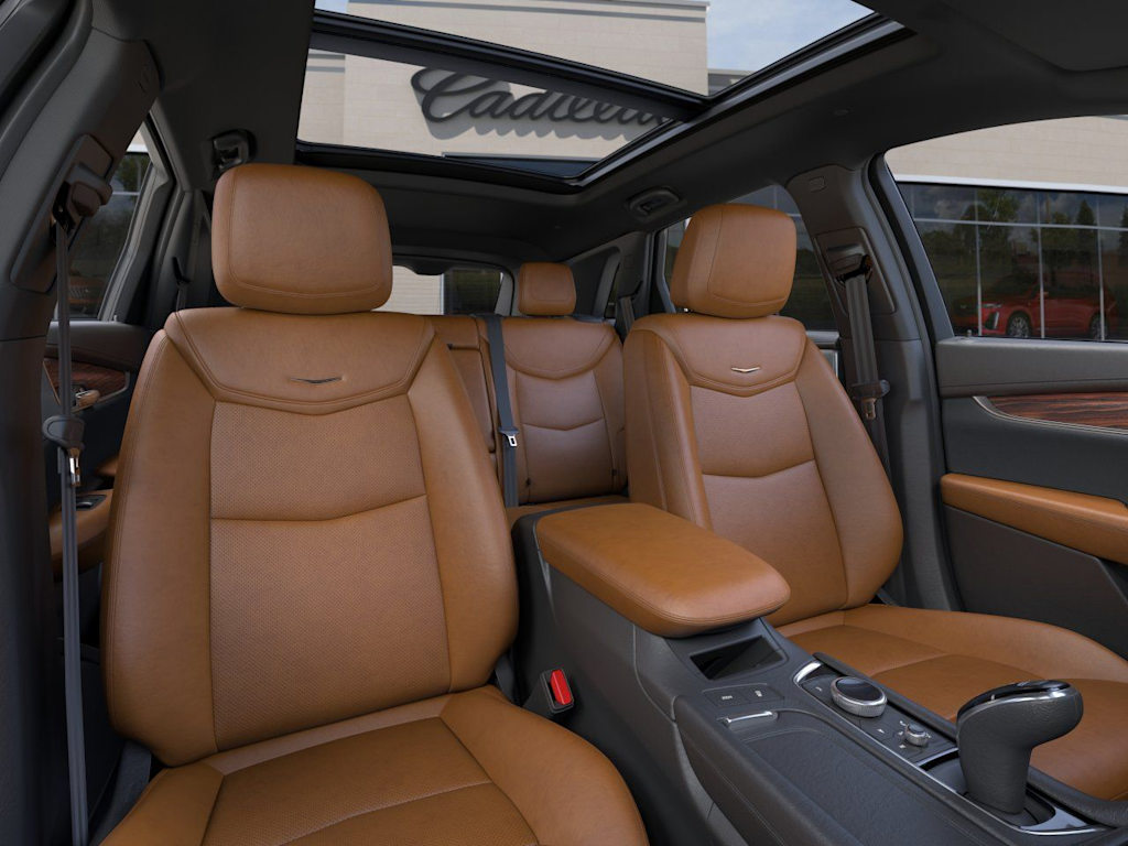 Thumbnail: 2026 Cadillac XT5 - 8