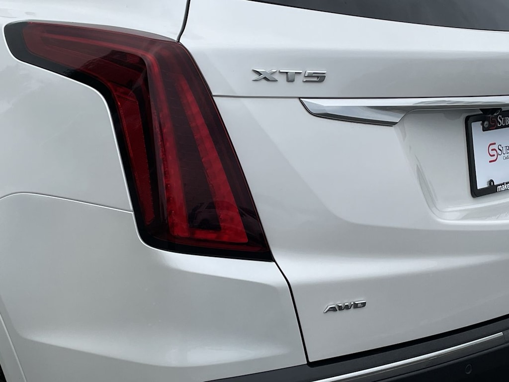 Thumbnail: 2021 Cadillac XT5 - 38