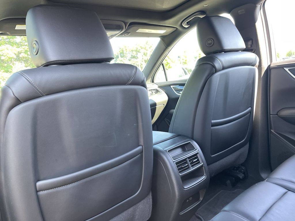 Thumbnail: 2020 Cadillac XT5 - 28