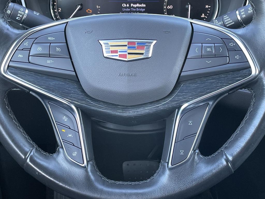 Thumbnail: 2020 Cadillac XT5 - 24