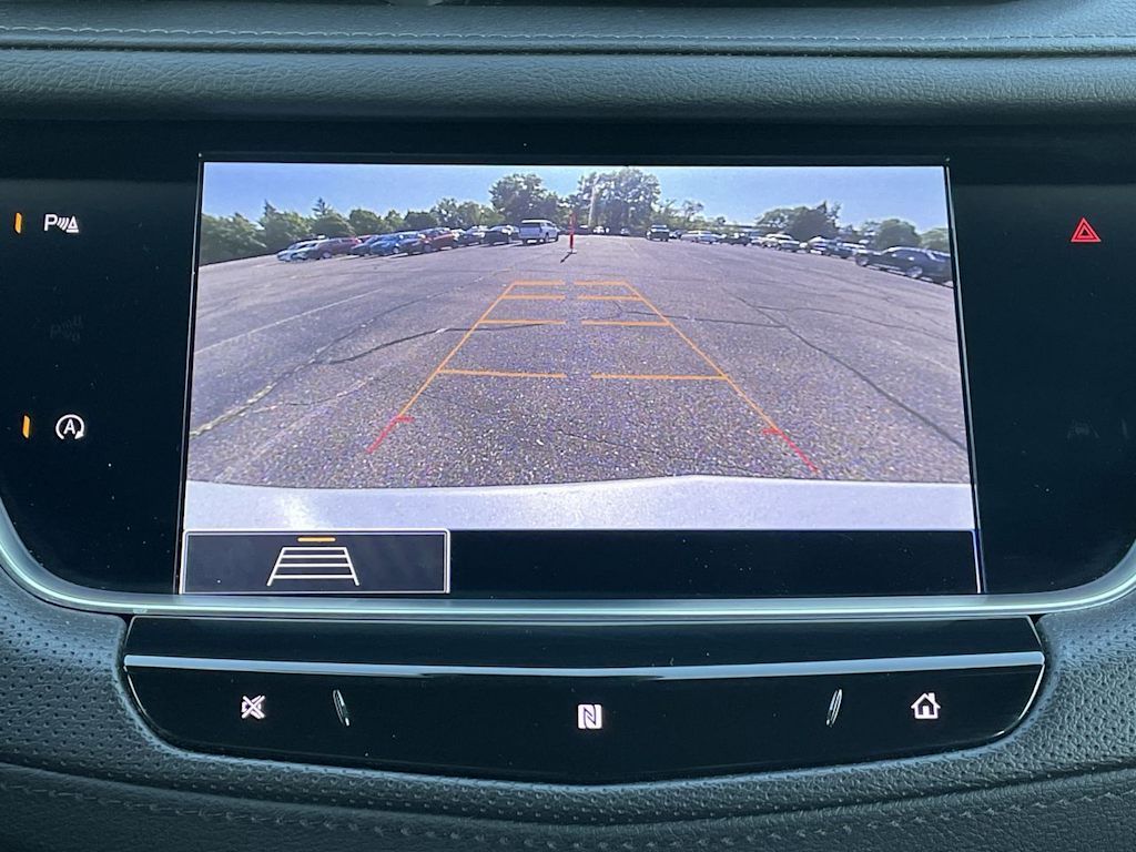 Thumbnail: 2020 Cadillac XT5 - 32