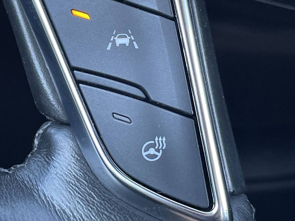 Thumbnail: 2020 Cadillac XT5 - 30