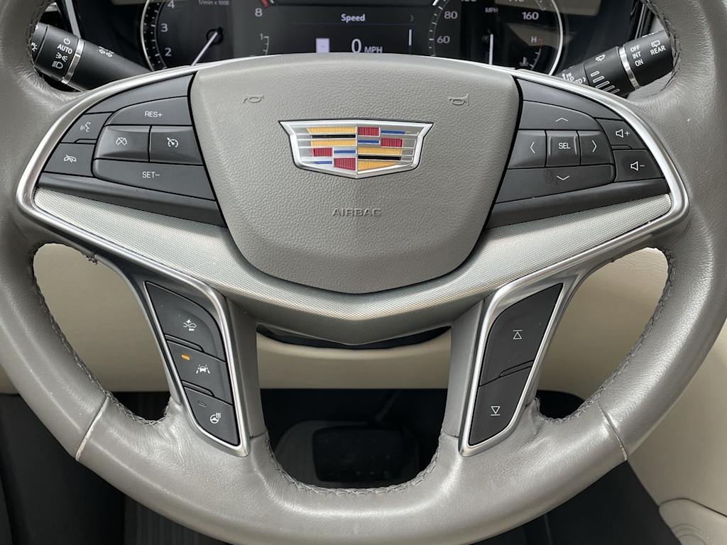 Thumbnail: 2023 Cadillac XT5 - 25