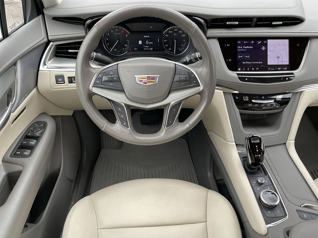 Thumbnail: 2023 Cadillac XT5 - 2