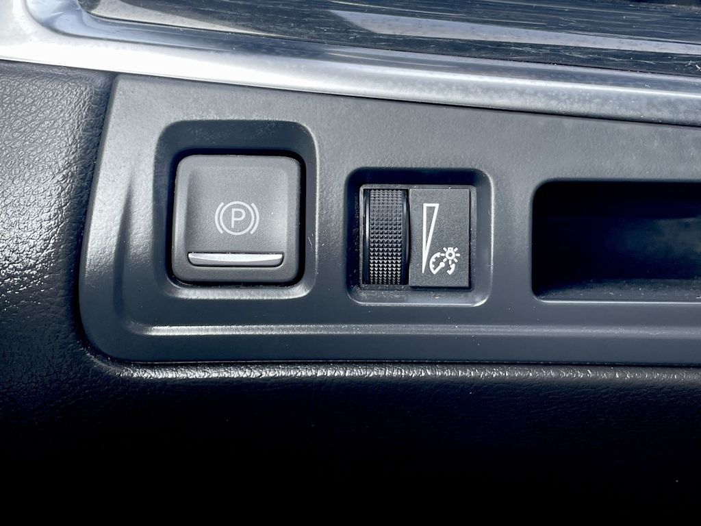 Thumbnail: 2024 Cadillac XT5 - 34