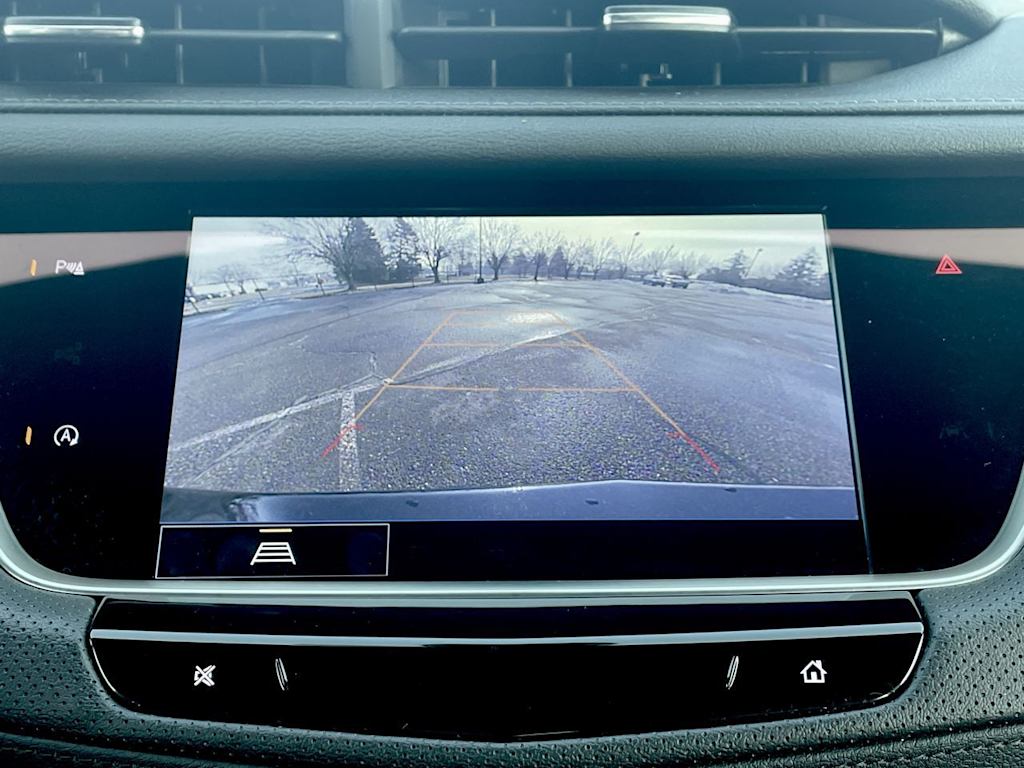 Thumbnail: 2024 Cadillac XT5 - 33