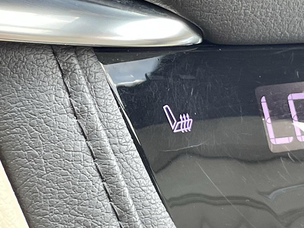 Thumbnail: 2017 Cadillac XT5 - 31