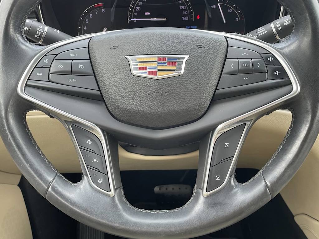 Thumbnail: 2017 Cadillac XT5 - 24