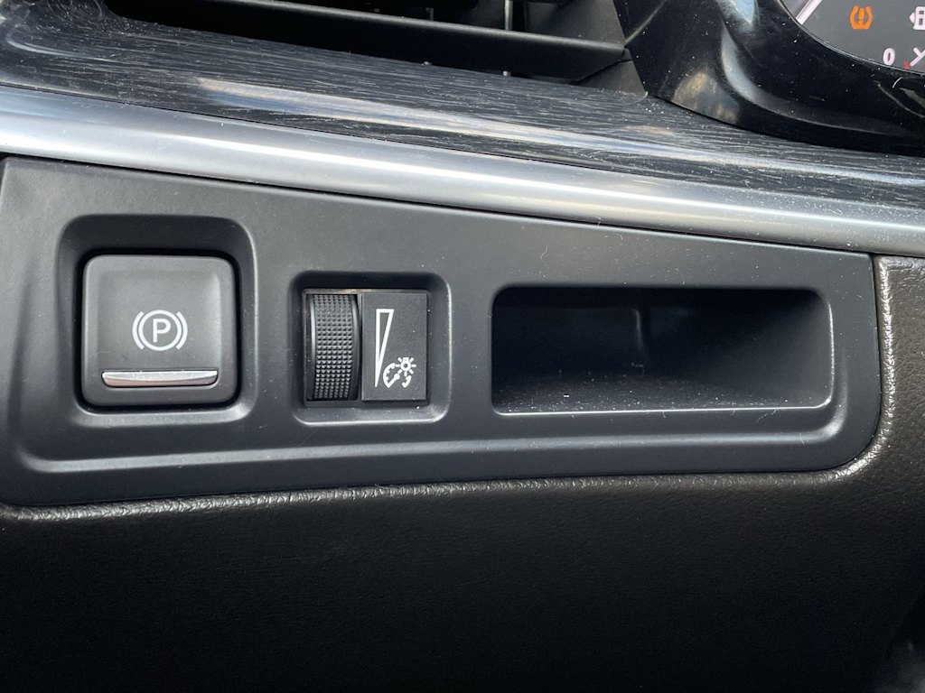 Thumbnail: 2023 Cadillac XT5 - 35