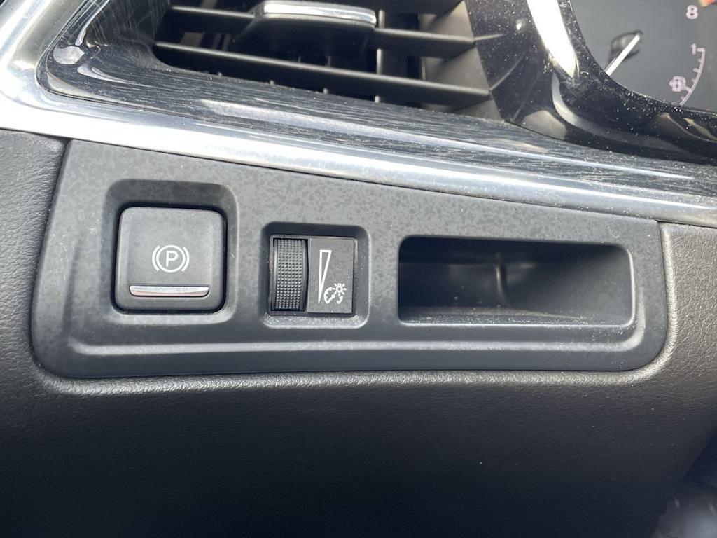 Thumbnail: 2023 Cadillac XT5 - 35