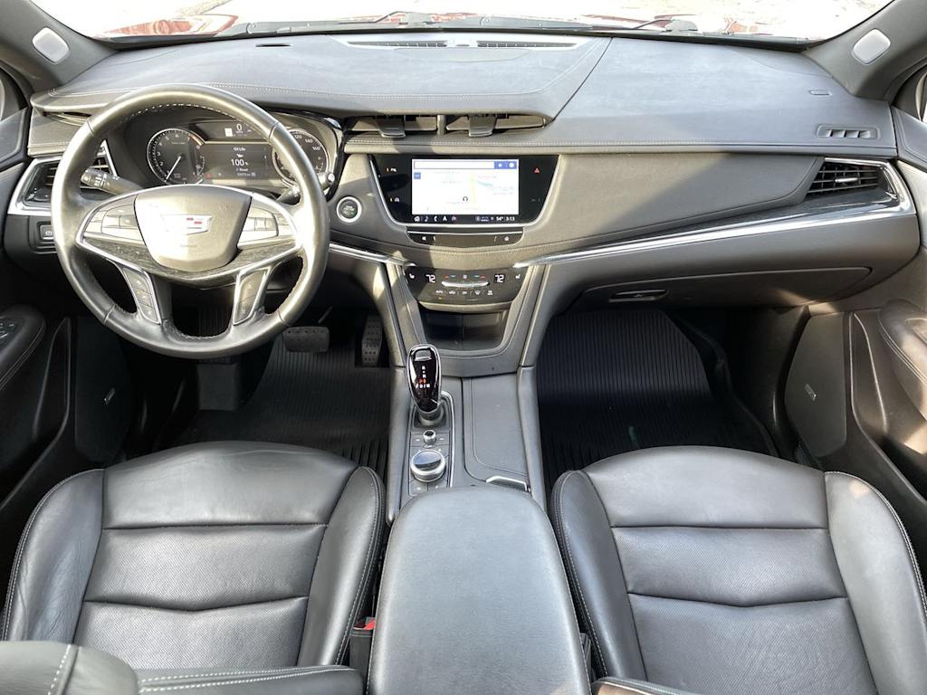 Thumbnail: 2023 Cadillac XT5 - 10