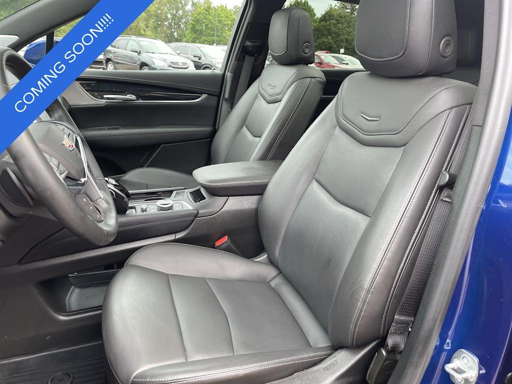 Thumbnail: 2025 Cadillac XT5 - 9