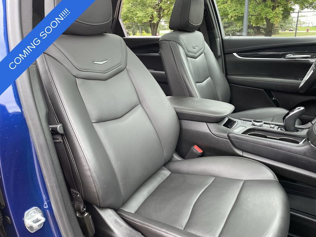 Thumbnail: 2025 Cadillac XT5 - 10