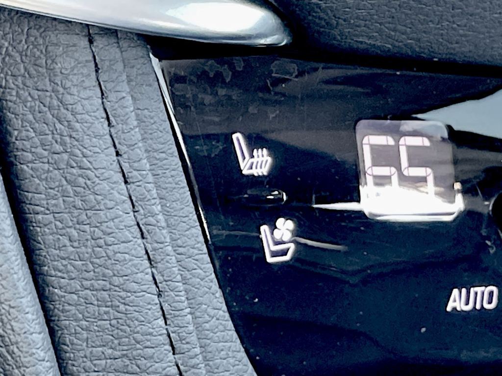 Thumbnail: 2019 Cadillac XT5 - 17