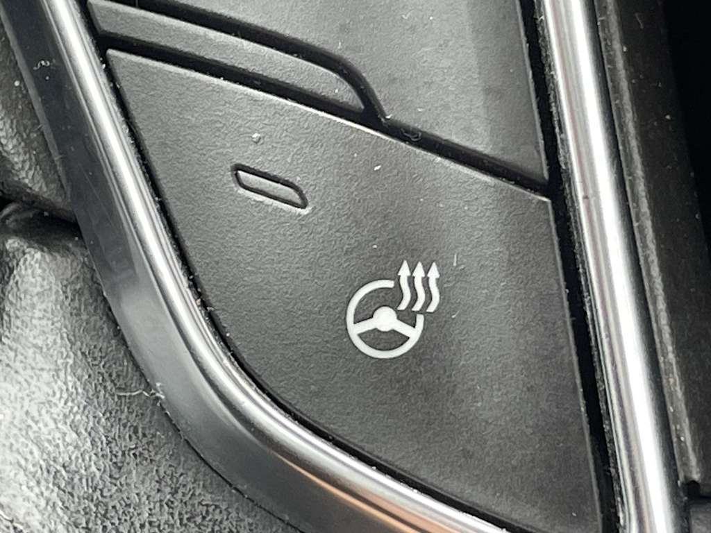 Thumbnail: 2019 Cadillac XT5 - 6