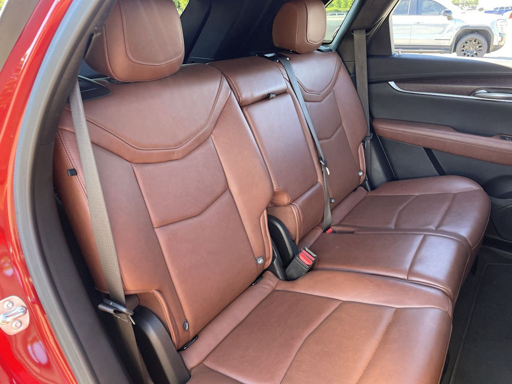 Thumbnail: 2024 Cadillac XT5 - 12