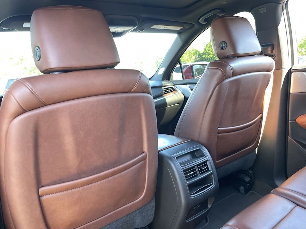 Thumbnail: 2024 Cadillac XT5 - 28