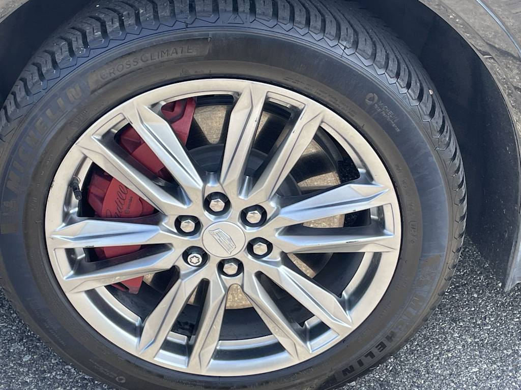 Thumbnail: 2024 Cadillac XT5 - 6
