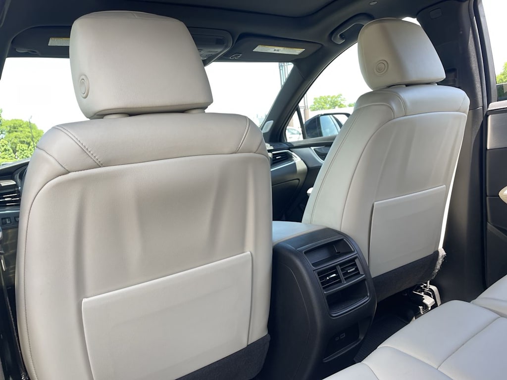 Thumbnail: 2024 Cadillac XT5 - 29