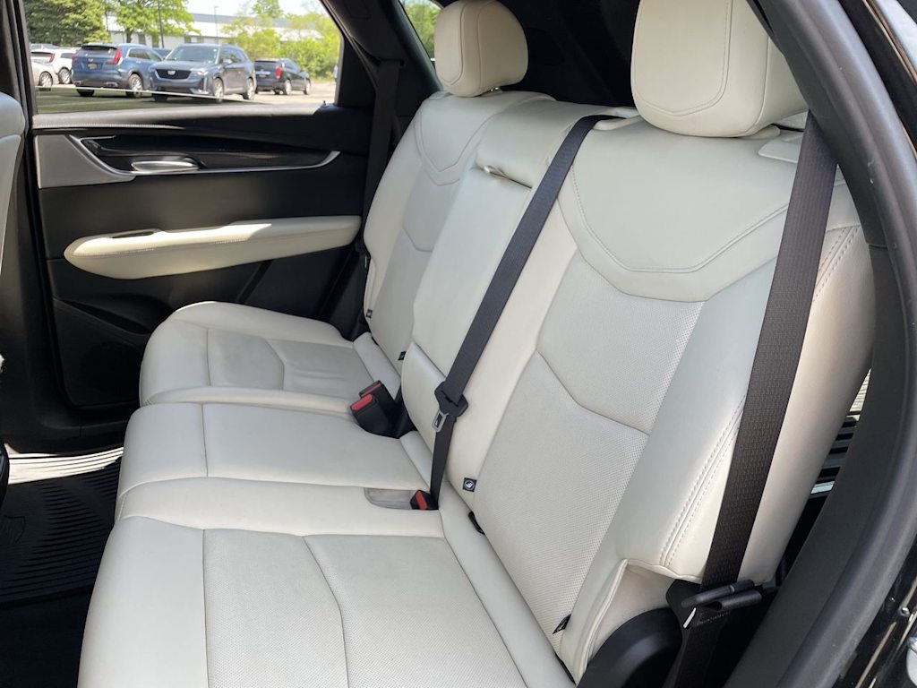 Thumbnail: 2024 Cadillac XT5 - 28