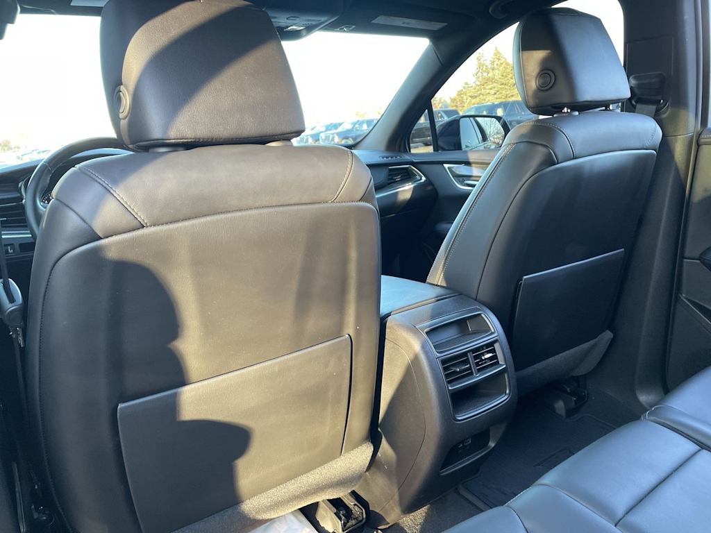 Thumbnail: 2022 Cadillac XT5 - 28