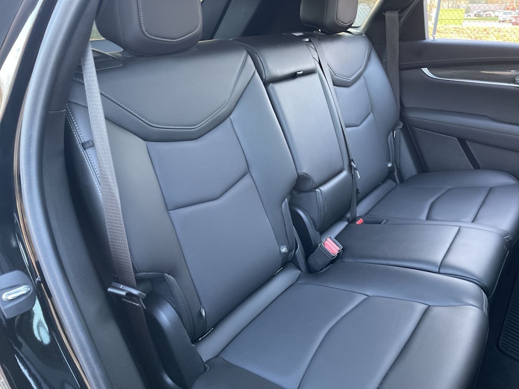 Thumbnail: 2022 Cadillac XT5 - 11