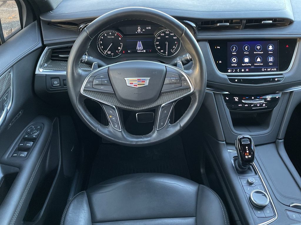 Thumbnail: 2022 Cadillac XT5 - 2