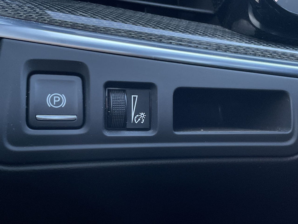 Thumbnail: 2022 Cadillac XT5 - 33